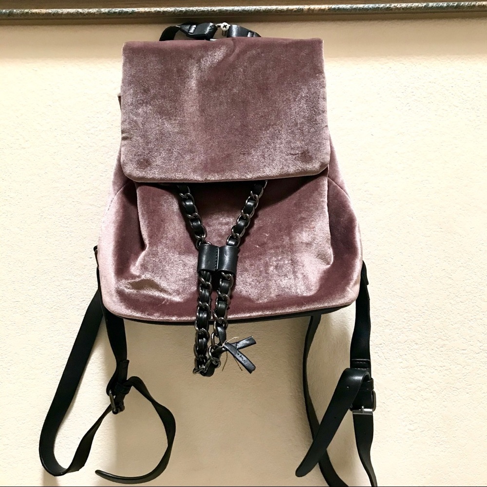 Steve Madden Velvet Mini Backbag Bucketbag